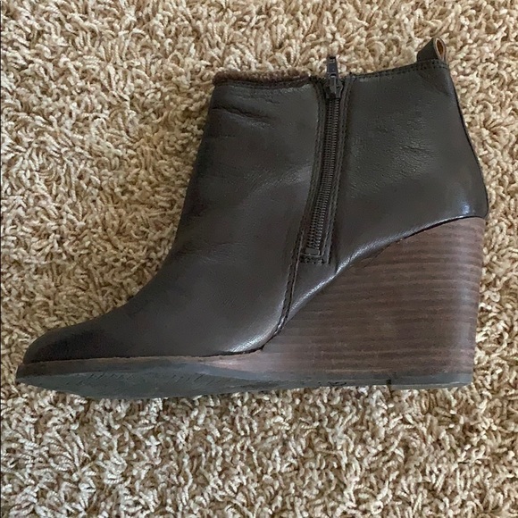 Lucky Brand brown wedge boots - Picture 3 of 5